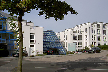 Büro- und Verwaltungskomplex mit Penthaus in Nürnberg-Erlenstegen